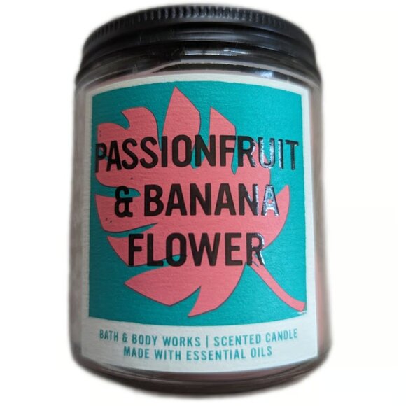 Bath Body Works PASSIONFRUIT & BANANA FLOWER Single Wick Candle - Picture 1 of 3